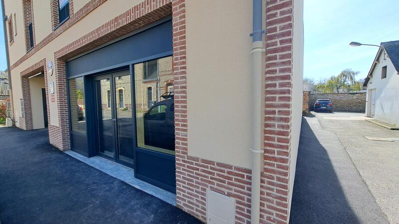 Local commercial - 67 m² - 2 pièces