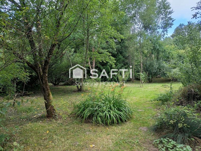 Maison - 330 m² - 11 pièces