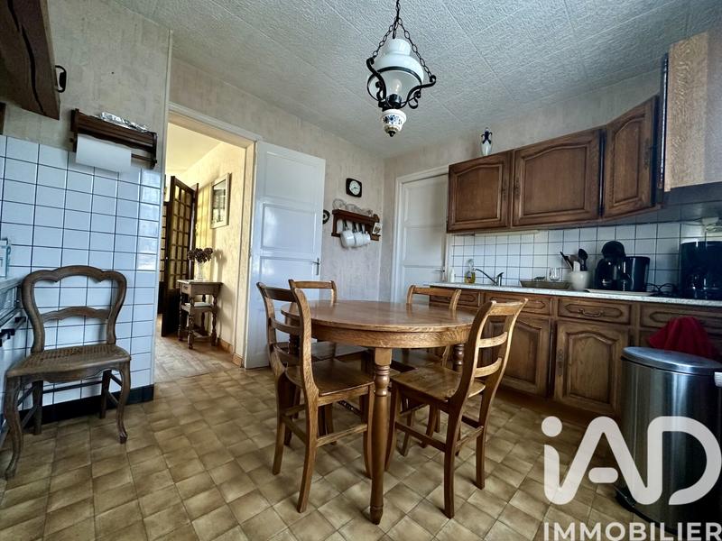 Maison - 93 m² - 5 pièces