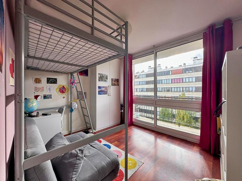 Appartement - 82 m² - 5 pièces