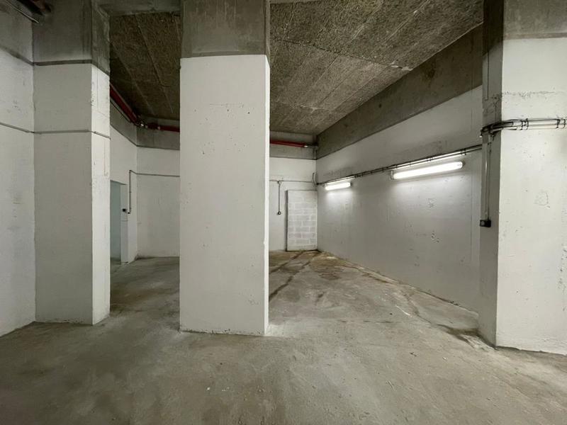Garage - 114 m²