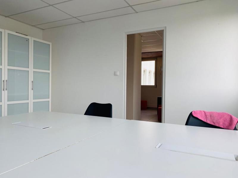 Bureau - 197 m² - 4 pièces