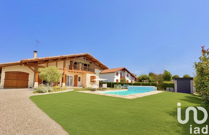 Maison - 142 m² - 5 pièces