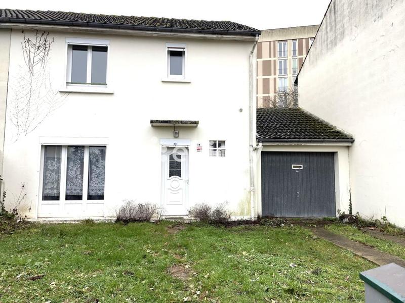 Maison - 82 m² - 4 pièces