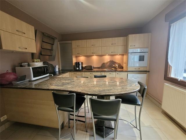 Maison - 137 m² - 5 pièces