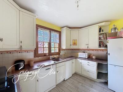 Maison - 128 m² - 4 pièces