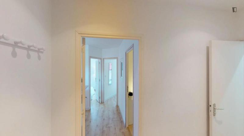 Chambre - 8 m² - 5 pièces