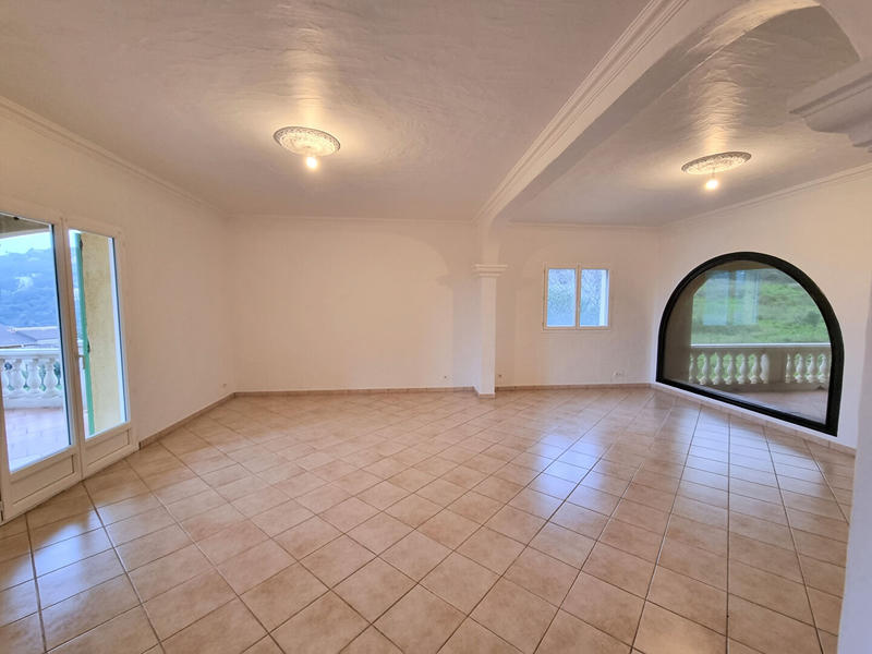 Maison - 161 m² - 4 pièces