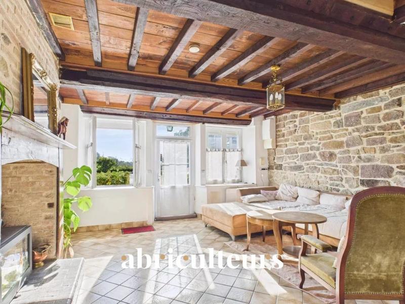 Maison - 140 m² - 7 pièces