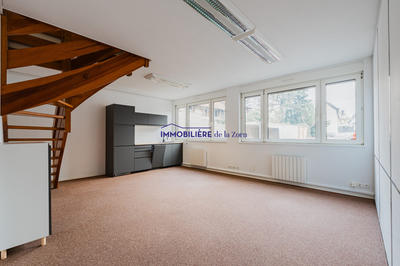 Local commercial - 123 m² - 6 pièces