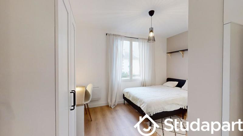 Chambre - 11 m² - 1 pièce
