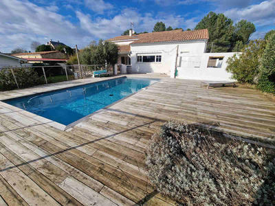 Maison - 228 m² - 5 pièces