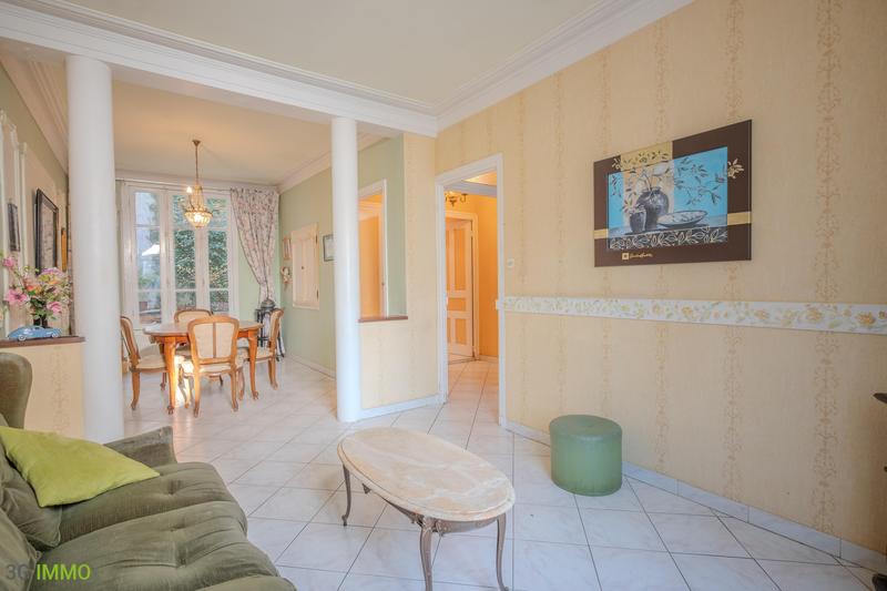 Maison de maîtres - 100 m² - 6 pièces