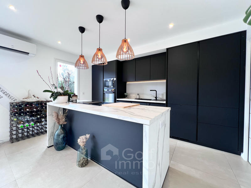 Villa - 133 m² - 6 pièces