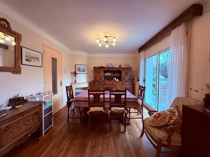 Maison - 102 m² - 4 pièces