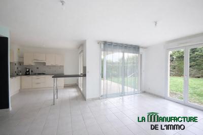 Appartement - 79 m² - 4 pièces