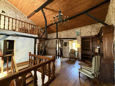 Maison - 161 m² - 6 pièces