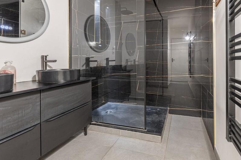 Appartement ancien - 78 m² - 4 pièces