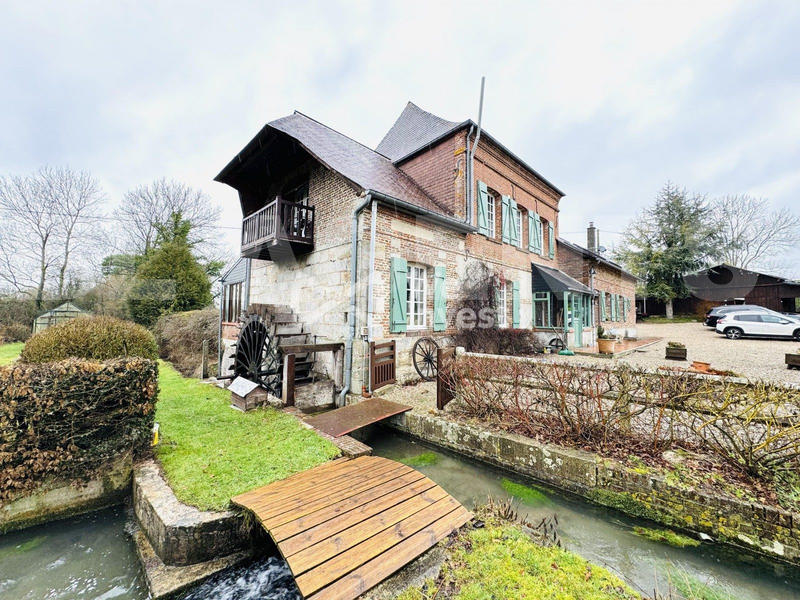 Maison - 264 m² - 7 pièces