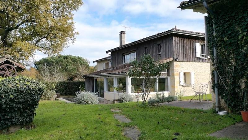 Maison - 193 m² - 5 pièces