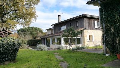 Maison - 193 m² - 5 pièces