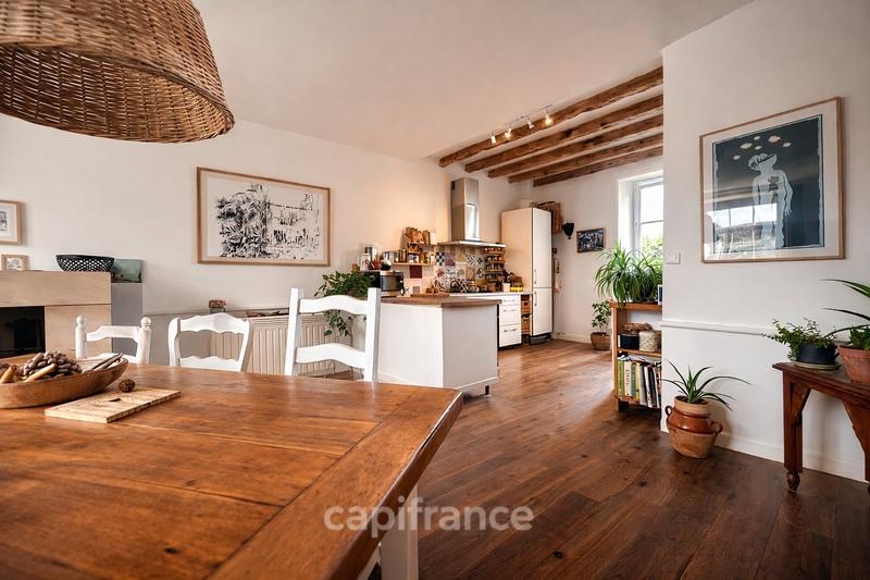 Propriété - 195 m² - 7 pièces