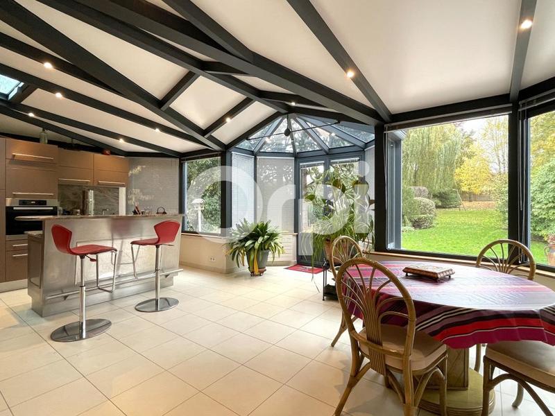 Maison - 178 m² - 6 pièces