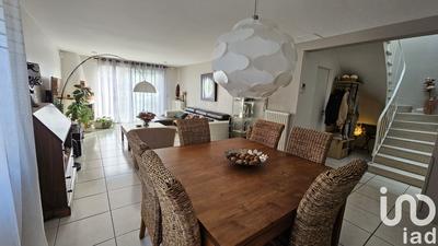 Maison - 137 m² - 5 pièces