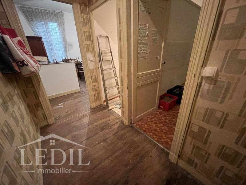 Immeuble - 218 m² - 5 pièces