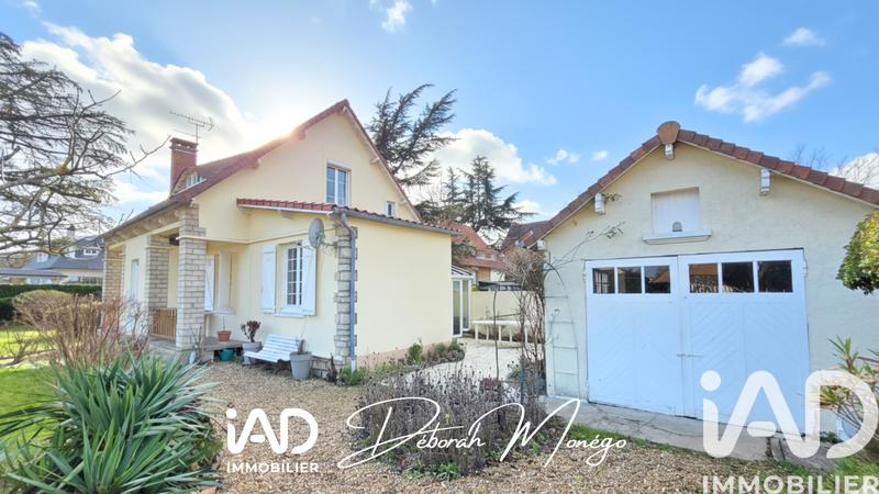 Maison - 99 m² - 5 pièces