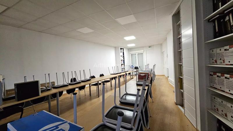 Immeuble - 306 m² - 11 pièces