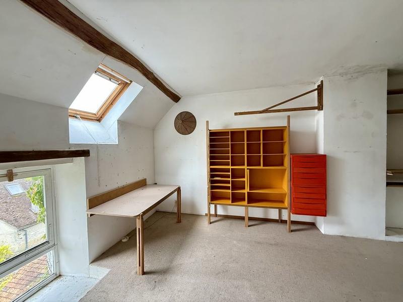 Maison - 88 m² - 5 pièces