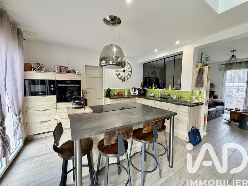 Maison - 130 m² - 6 pièces