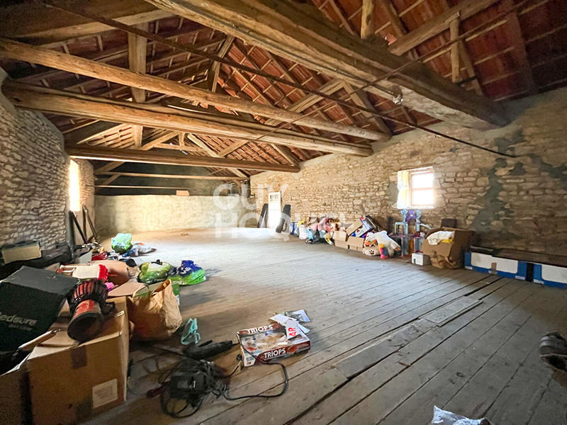 Maison - 122 m² - 3 pièces