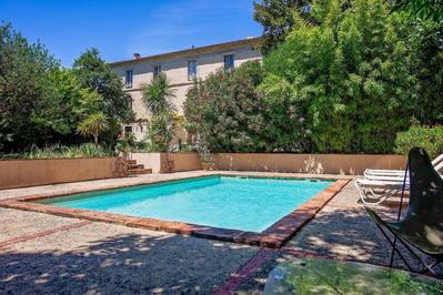 Propriété - 500 m² - 13 pièces