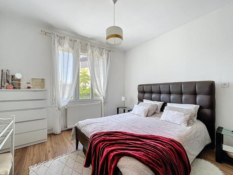 Maison - 197 m² - 6 pièces