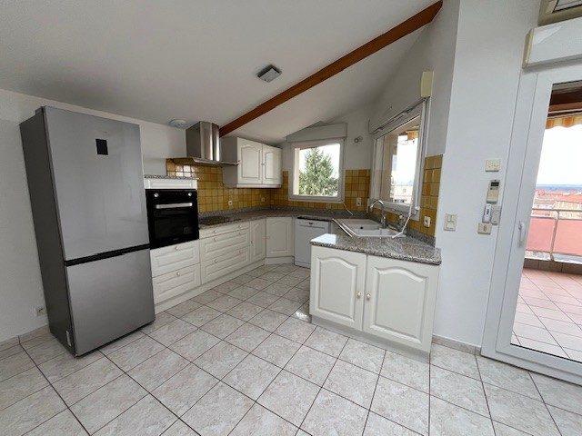 Appartement - 83 m² - 4 pièces