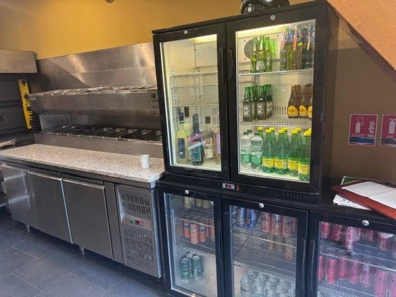 Local commercial - 100 m² - 3 pièces