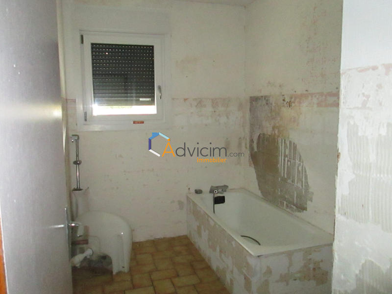 Maison traditionnelle - 115 m² - 6 pièces