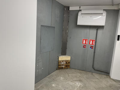 Local commercial - 12 m²