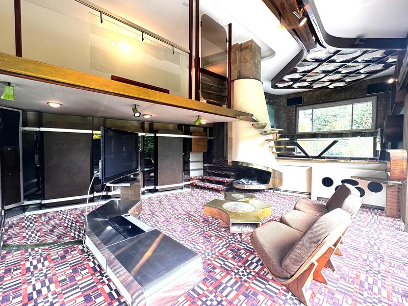 Maison d'architecte - 232 m² - 6 pièces