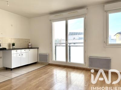 Studio - 28 m² - 1 pièce