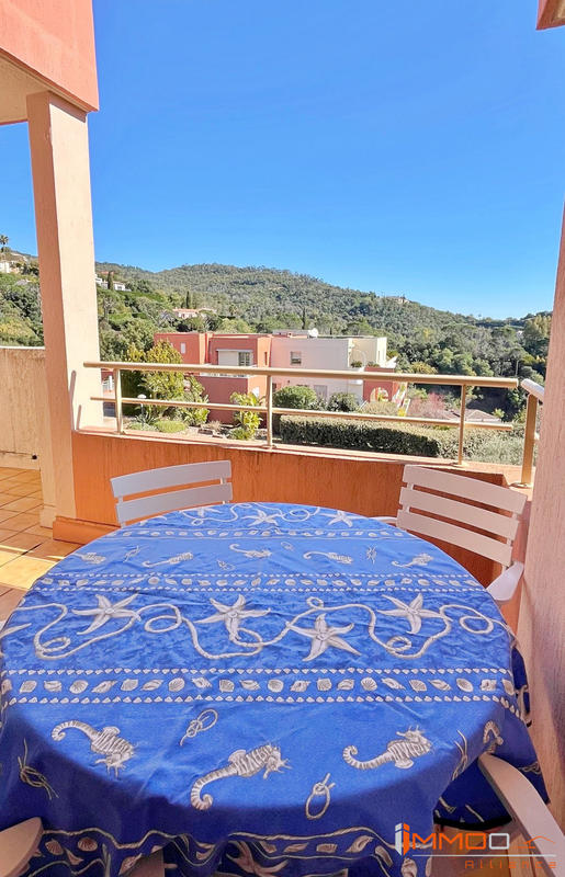 Appartement - 80 m² - 3 pièces