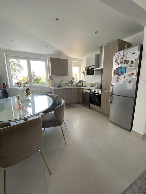 Maison traditionnelle - 110 m² - 6 pièces