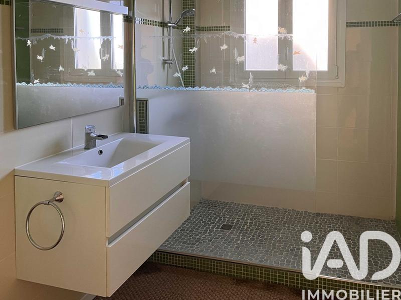 Maison - 194 m² - 6 pièces