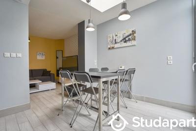 Chambre - 13 m² - 1 pièce