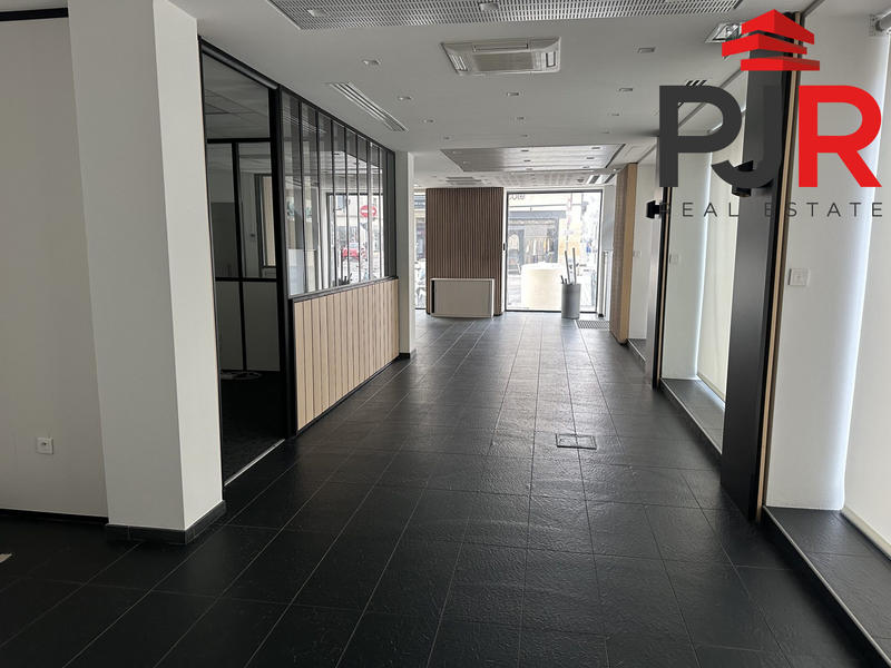 Local commercial - 442 m²