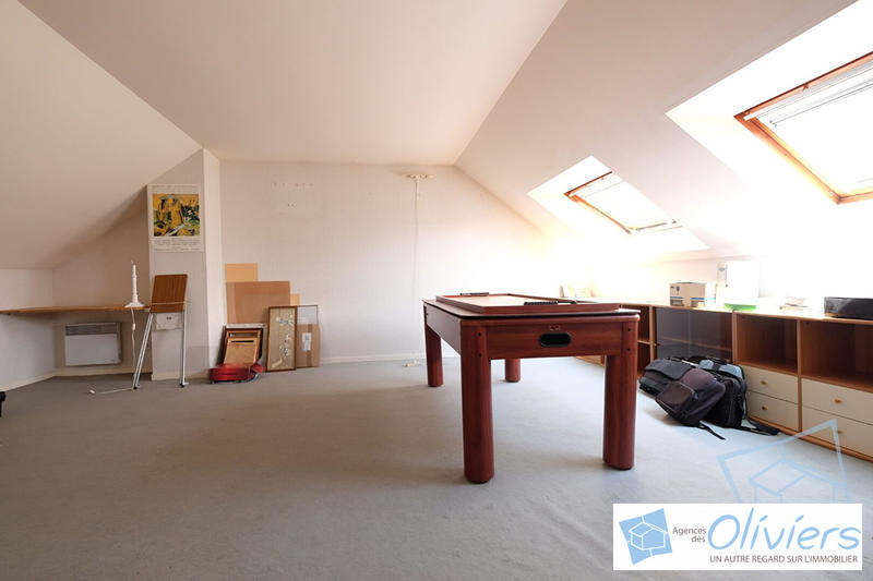 Maison - 171 m² - 7 pièces