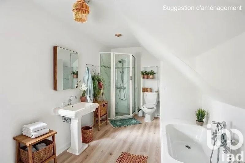 Maison - 96 m² - 5 pièces