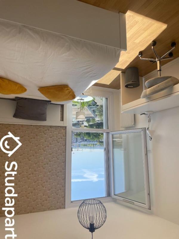 Chambre - 14 m² - 1 pièce